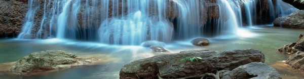 waterfall at upstream wines at Watts Winery Lodi Wine Country limo wine tour Lodi CA